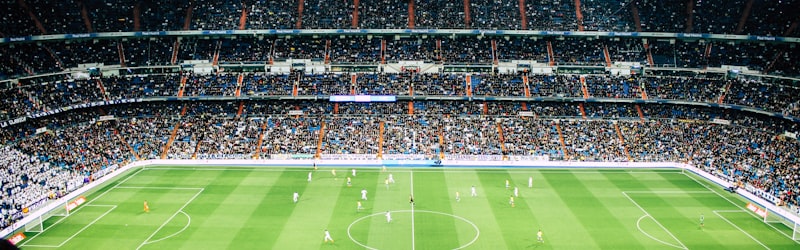 足球运动员训练时的专业数据分析场景